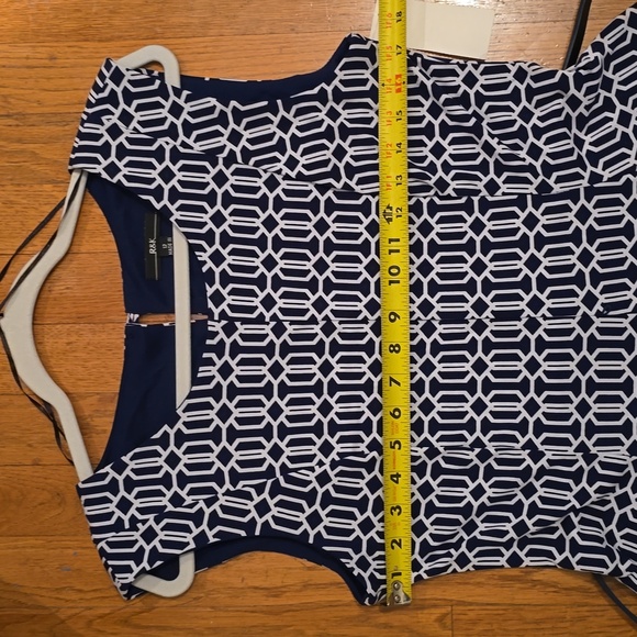 R&K BRAND WOMEN'S NAVY BLUE & WHITE ASYMMETRICAL SLEEVELESS SUMMER DRESS SIZE 12 - Picture 9 of 16